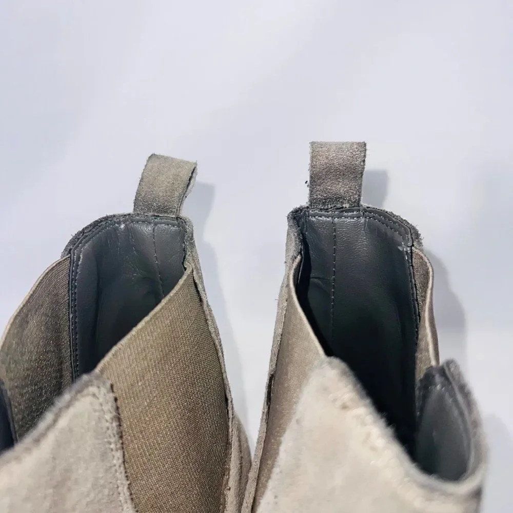Urban‎ Outfitters UO Chelsea Suede Boots Beige Men's 10